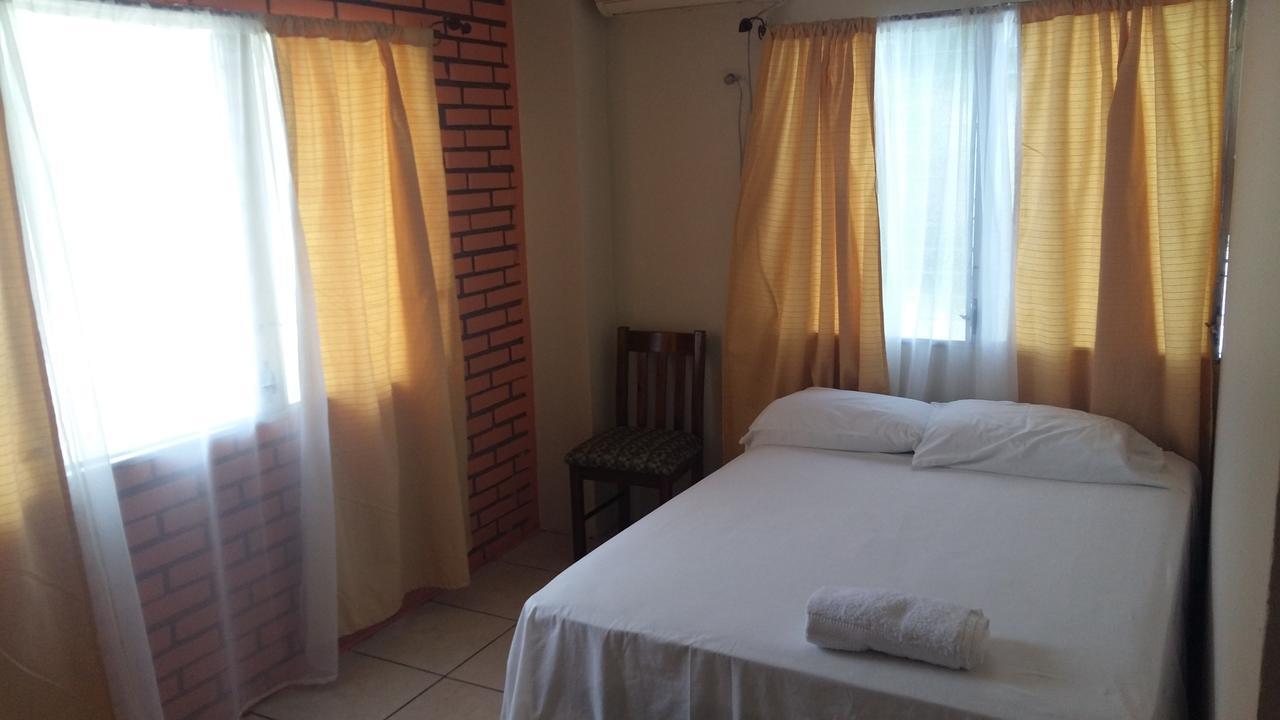 Hotel Casa Marina La Ceiba Dış mekan fotoğraf