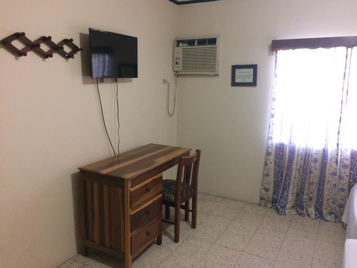 Hotel Casa Marina La Ceiba Dış mekan fotoğraf