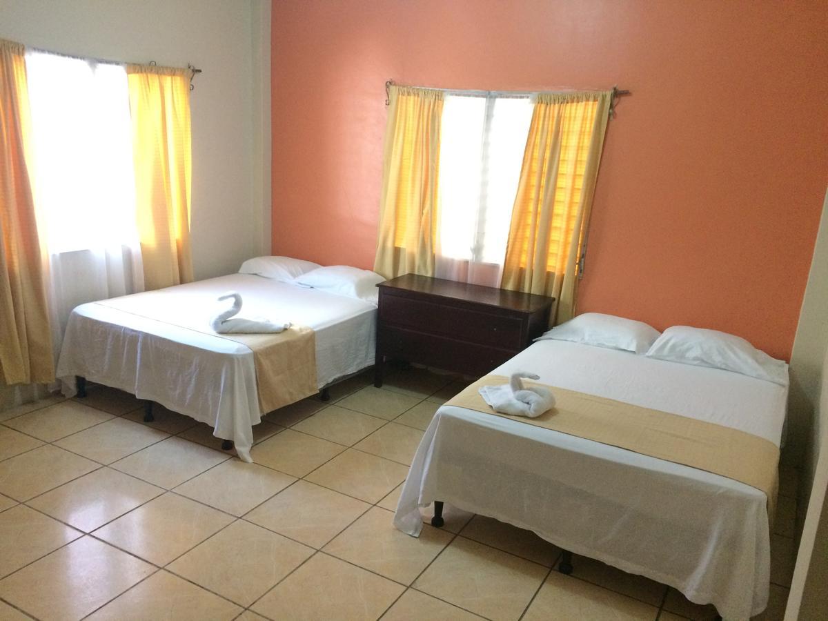 Hotel Casa Marina La Ceiba Dış mekan fotoğraf