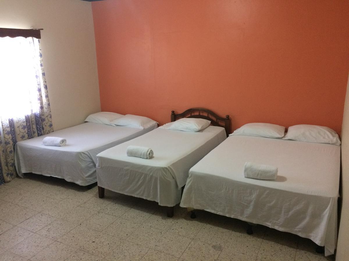 Hotel Casa Marina La Ceiba Dış mekan fotoğraf