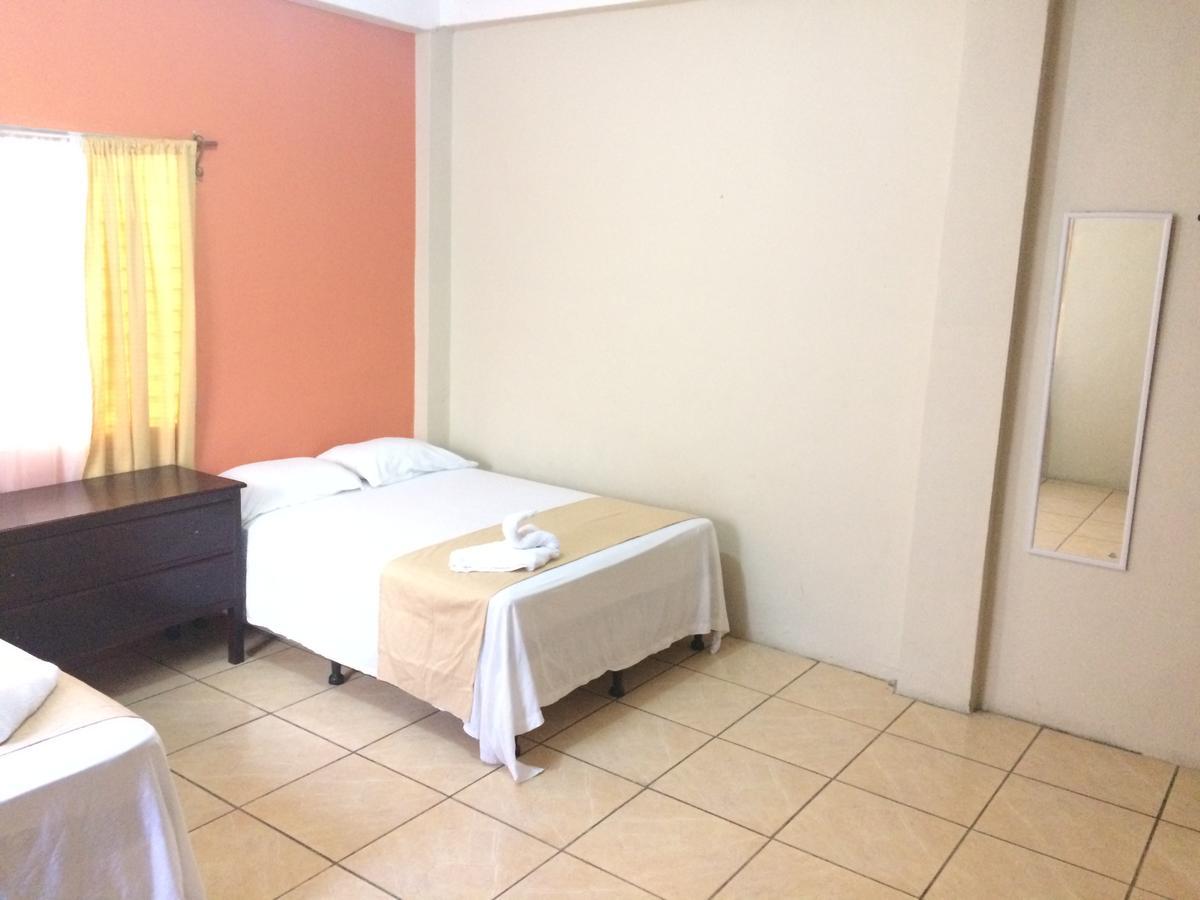 Hotel Casa Marina La Ceiba Dış mekan fotoğraf