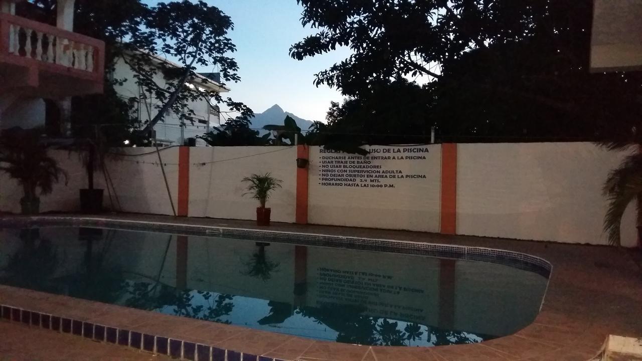 Hotel Casa Marina La Ceiba Dış mekan fotoğraf